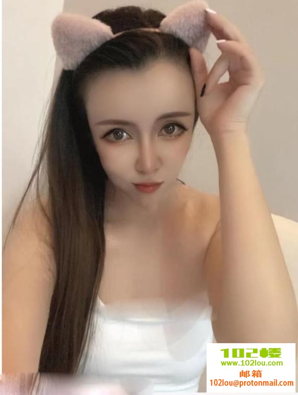 233435ja1hi2ttv2co40li.jpg