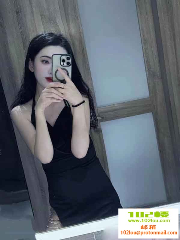 173239d1242z0f344tfo90.jpeg