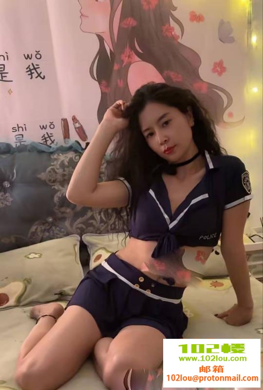 151630jv3bklval64qvv3a.jpg