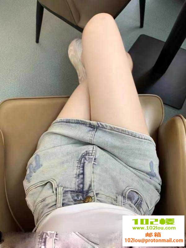 212542p55l6rkgnr81sl16.jpg