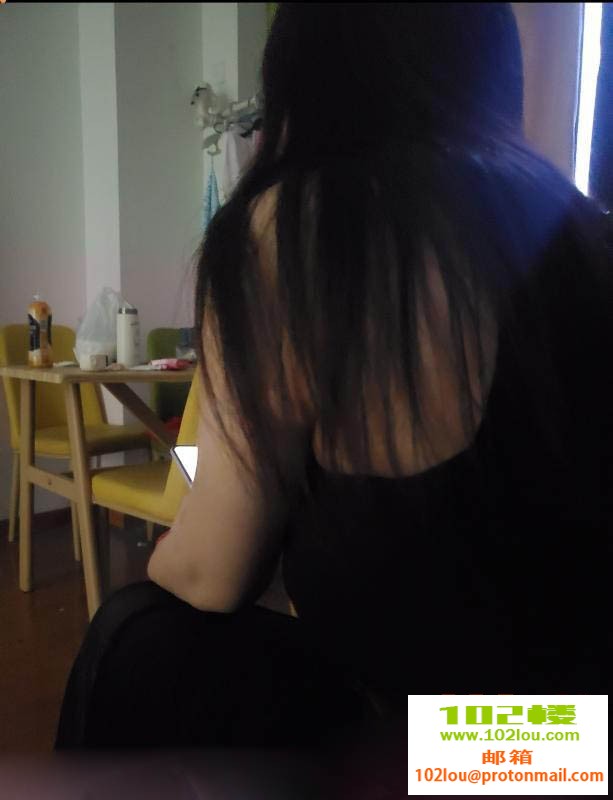 222737ems73f0rjyr1im31.jpg