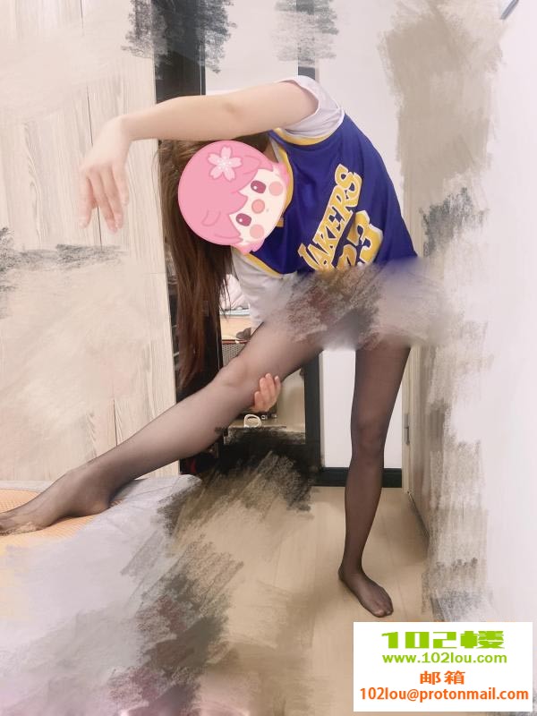 233731xsrwarizdkksa6iv.jpg