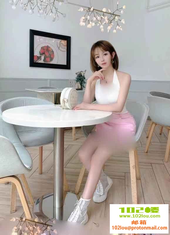 234010nw2g7627d4xd0p05.jpg