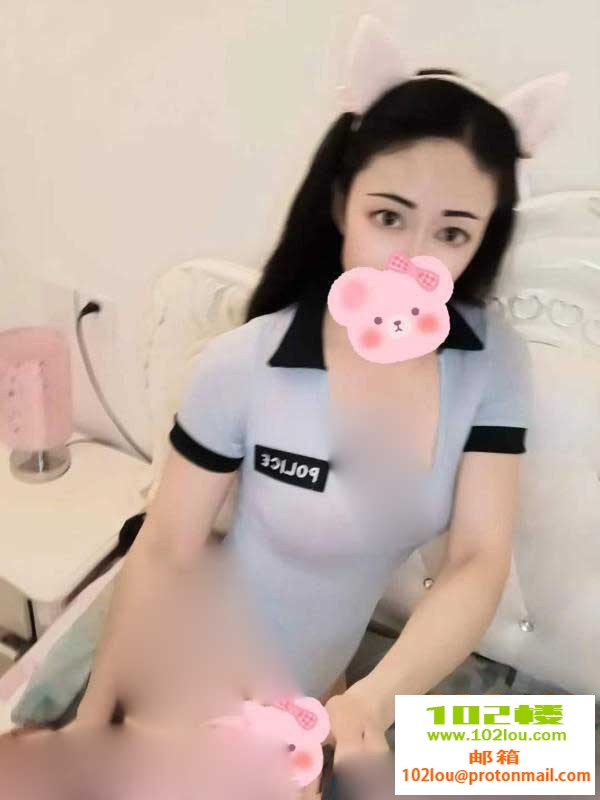 160159iy8yaa898llavbe2.jpg