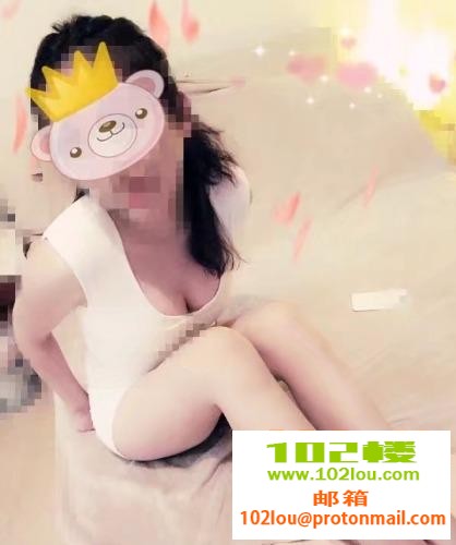 150009a6y6eojykku6uv68.jpg