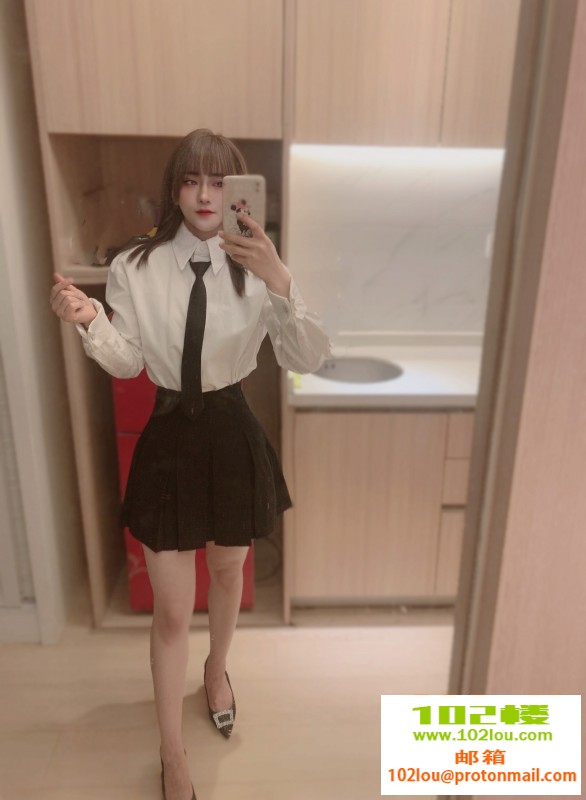 180924p9rmcj66gjza0q30.jpg