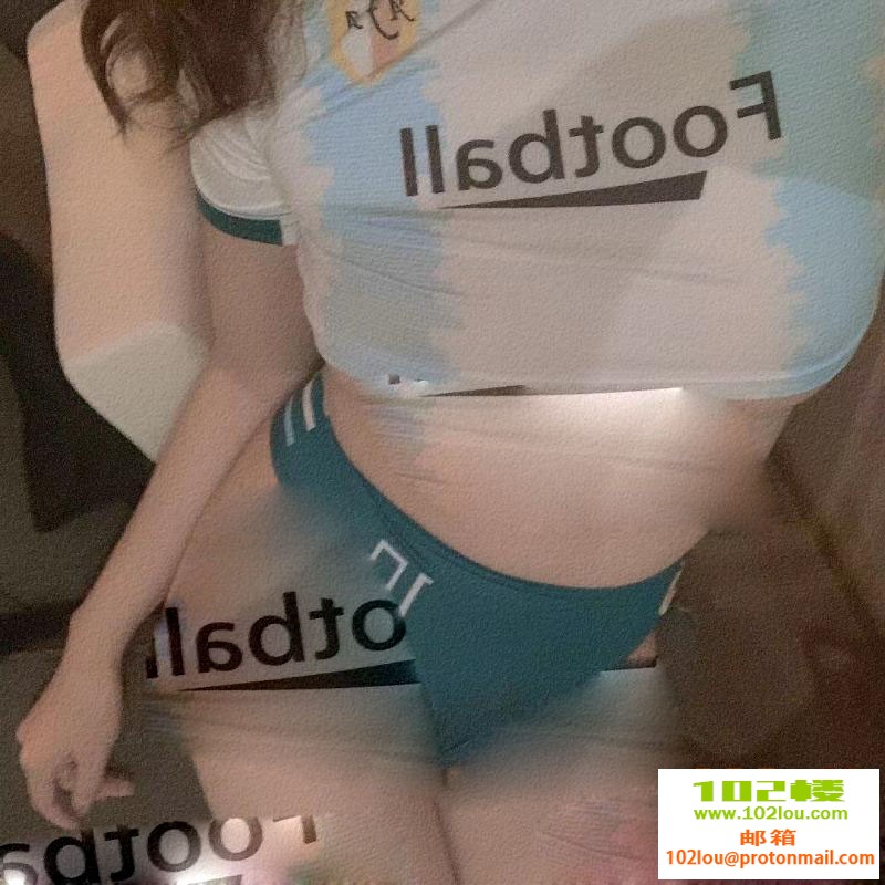 215645pf0rqqpevmviqxkn.jpeg