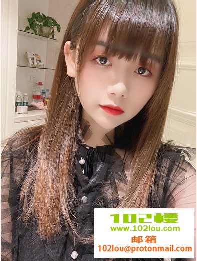 112527u421poi5cosxgomm.jpg
