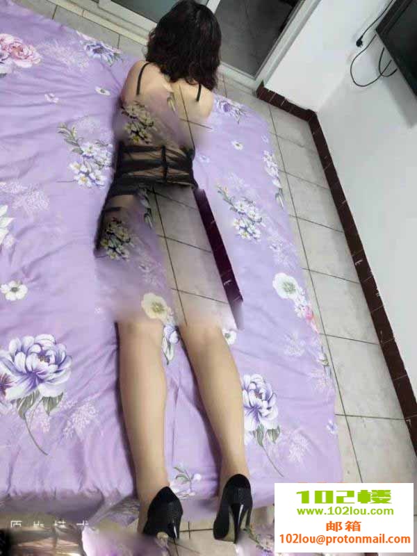 140606qsp3sz0p20v7636v.jpg