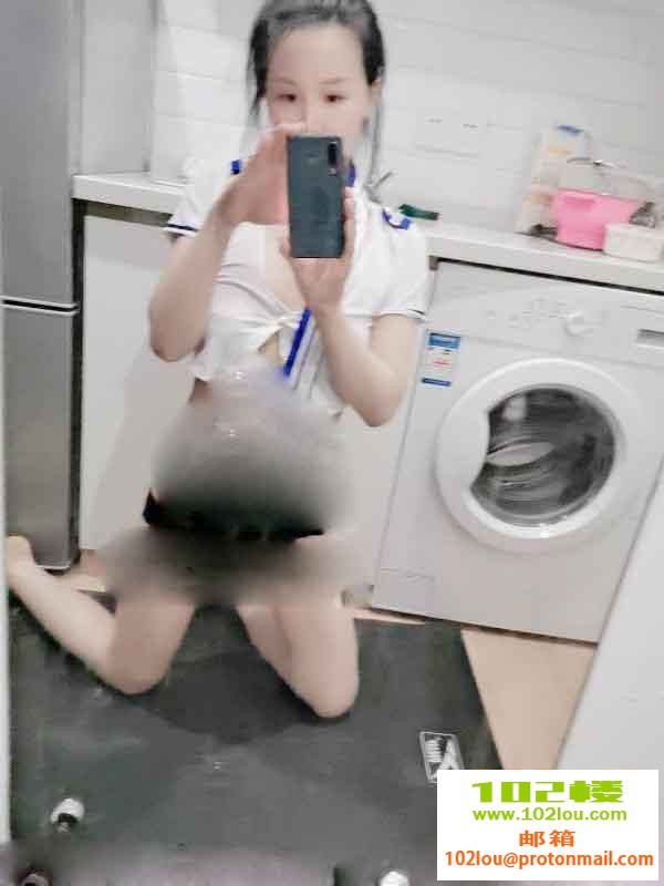 015832z06q660iagwzy4dq.jpg